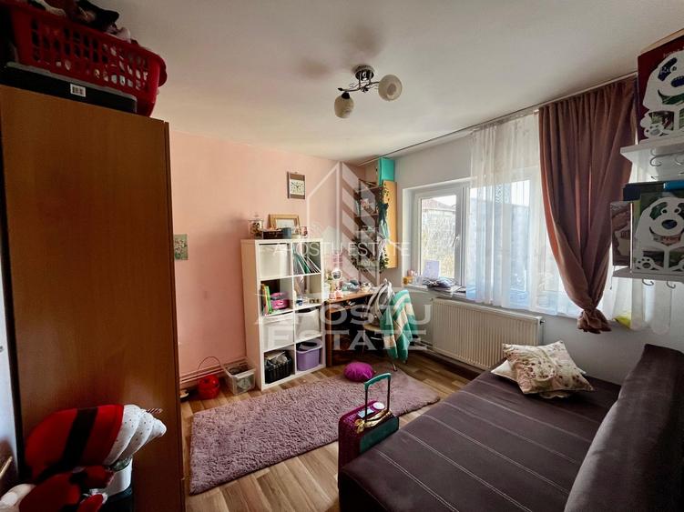 Apartament 3 camere, etaj 3, centrala proprie, zona Lipovei - 4