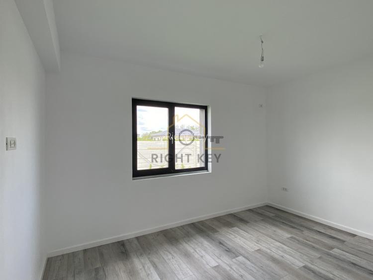 Case parter 4 cam, 380mpt, asfalt, parc, toate utilitatile!Comision 0% - 10