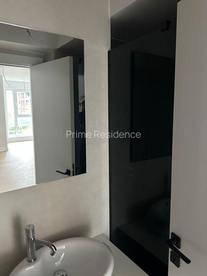 Vanzare 3 Camere Bloc Nou Pipera OMV - 11