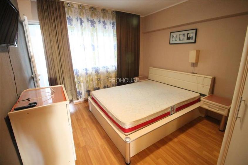 Ultracentral - apartament 3 camere decomandate - etaj 1 - mobilat utilat - 3