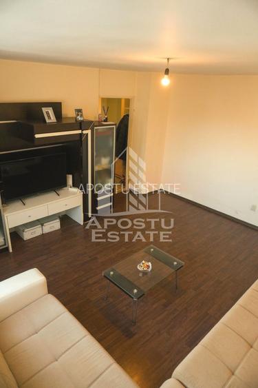 Apartament cu 3 camere, decomandat, centrala proprie, zona Bucovina - 3