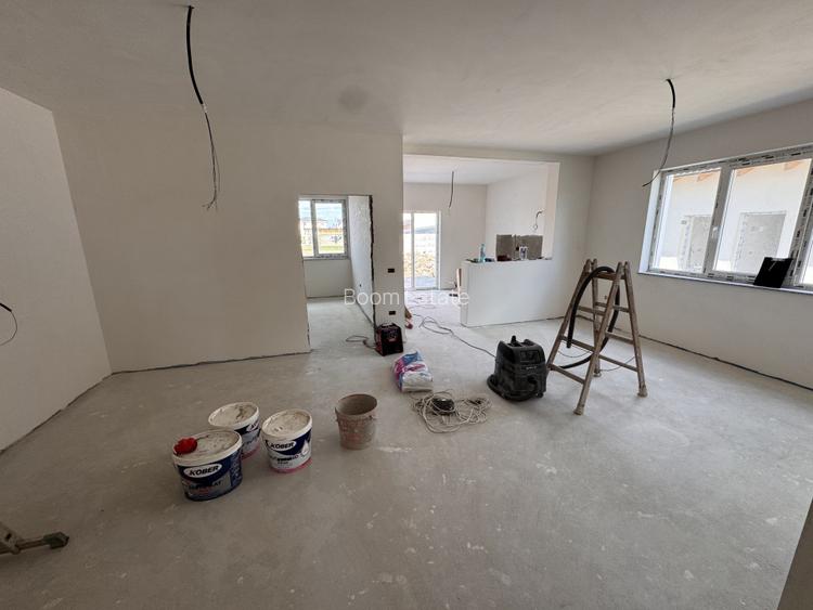 DIRECT DEZVOLTATOR, POD MANSARDABIL, TOATE UTILITATILE - 3