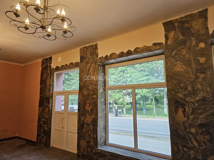 Spatiu comercial - 6