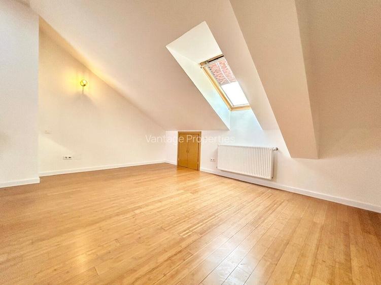 Villa, complex with swimming pool, tennis court, Iancu Nicolae - 15