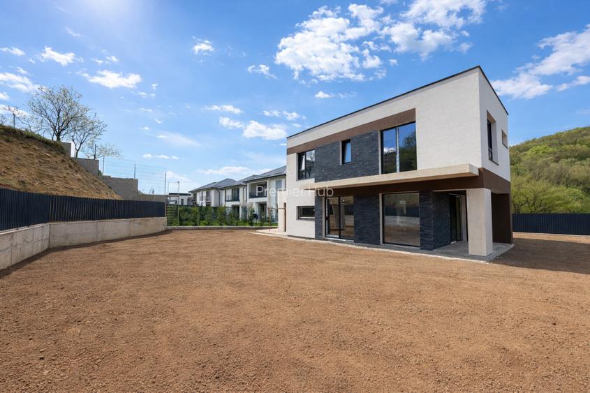 Casă individuală în zonă retrasă, aproape de natură, 150 mp utili, 600 mp teren - 2