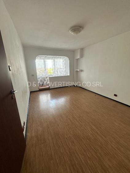 Bld. Chisinau -Piata Delfinului-Apartament 2 camere-confort 1-Centrala -Parcare - 2