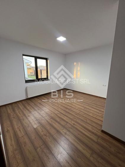 Case moderne de vânzare – 143 mp utili, teren 7 ari | Zona Unirea - 13