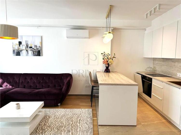 TAKE IONESCU - ETAJ 9 - MONARCH - 3 CAMERE - 2 BAI - TERASA 10MP - PARCARE SUBTE - 6