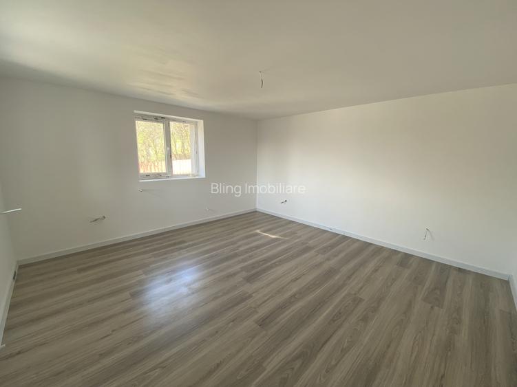 Casa finisata de vanzare , 1,5 km de Salicea - 3