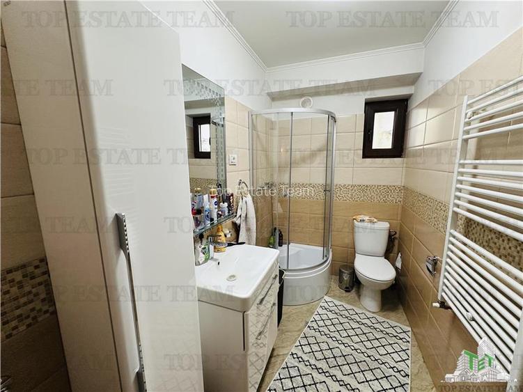 Vila superba 360 mp construiti, 524 mp curte, 6 camere, P+1+M ROSU - 15