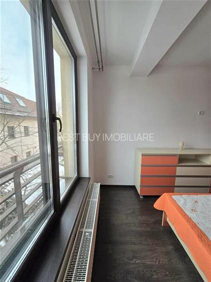 3 CAM.DEC.MOB UTIL ET1/3 BOXA LOC PARCARE SECT 1 BUCURESTII NOI METROU LAMINORUL - 22