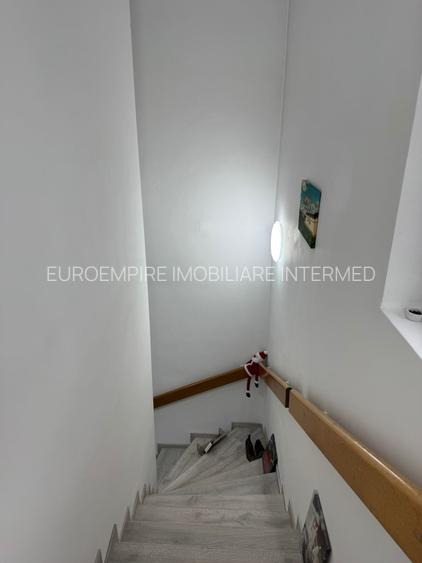 Vila de inchiriat, zona BOREAL - 10