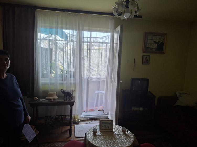 De vanzare apartament cu 3 camere in Dambu