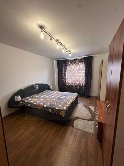 Apartament modern 3 camere 67 mp utili 2 balcoane 2 bai zona Turnisor