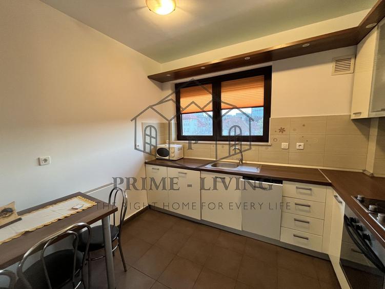 APARTAMENT DEOSEBIT CU 3 CAMERE LA VÂNZARE  IN PIATA VICTORIEI