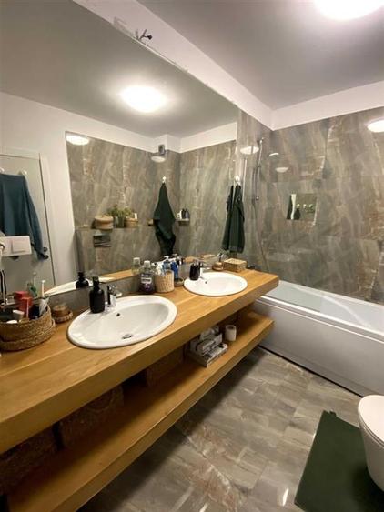 Apartament 4 camere cu balcon in Cartierul Arhitectilor