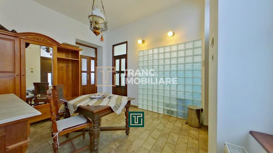 Apartament spațios cu 3 camere de închiriat – zonă Centrală, Arad - 2