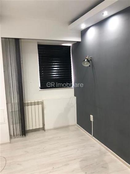 Vanzare apartament 3  camere Renovat Mircea Voda - 11