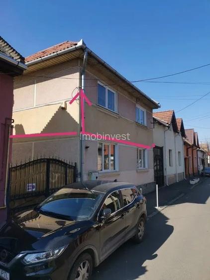 De vanzare casa curte comuna la etaj 5 camera sup.128mp + 1 familie zona Piata A - 8