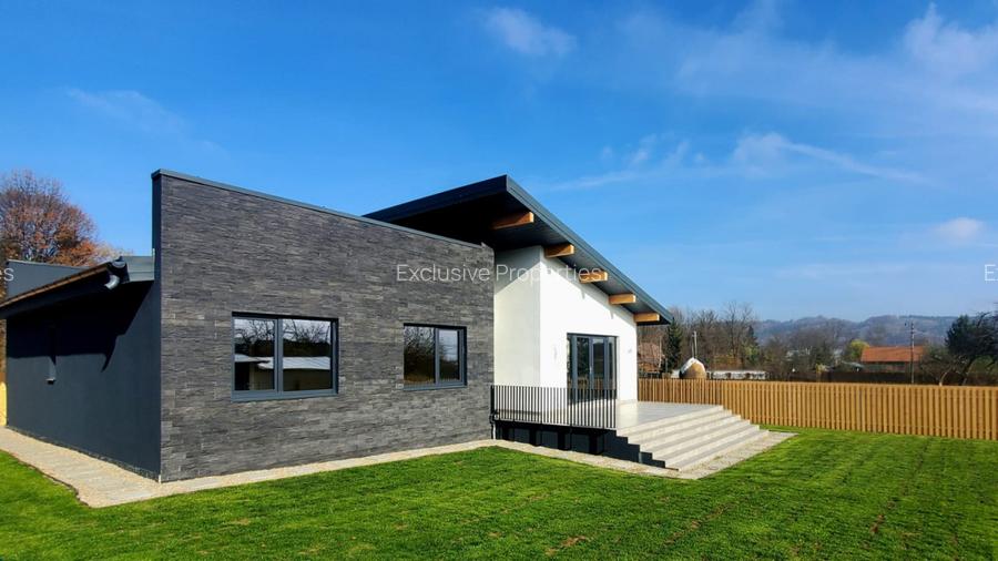 Casa de vacanta sistem timber-frame in Breaza  judetul Prahova - 9