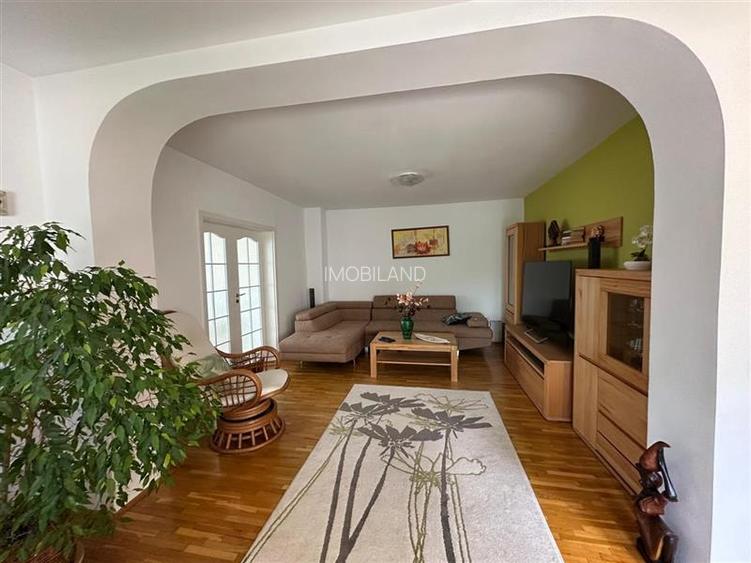 Casa zona Dambul Rotund - 9