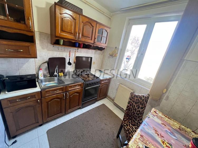 3 camere decomandat etaj 4/10 Dambovita centrala proprie - 2