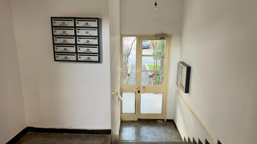 Apartament 3 camere Decomandat, vedere mixta, 6 minute de Metrou Romancierilor - 12