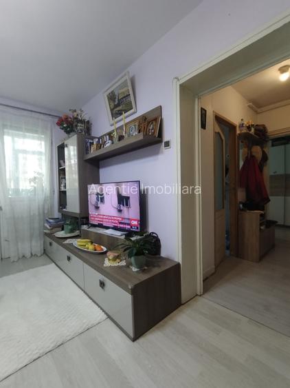 Etaj  1apartament 3Camere Tomis 1-Spitalul judetean - 12
