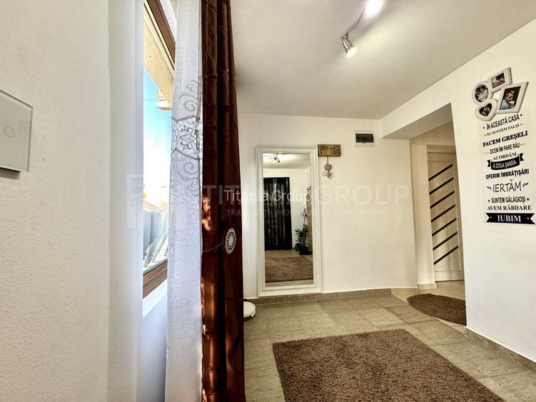 Se vinde “acasa”, 4 camere decomandate, panouri+baterii, teren 397mp,m - 7