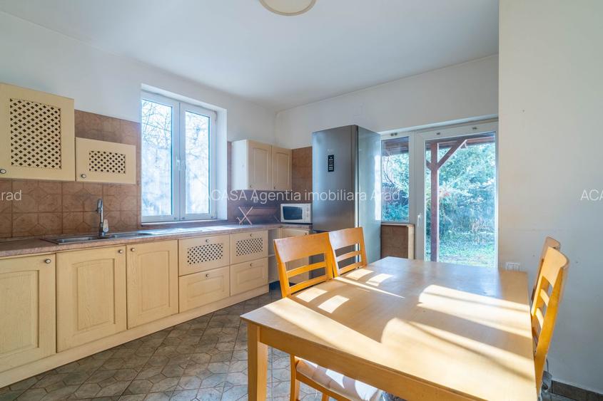 Apartament central la casă, spațios, ideal pentru familie numeroasă. - 4