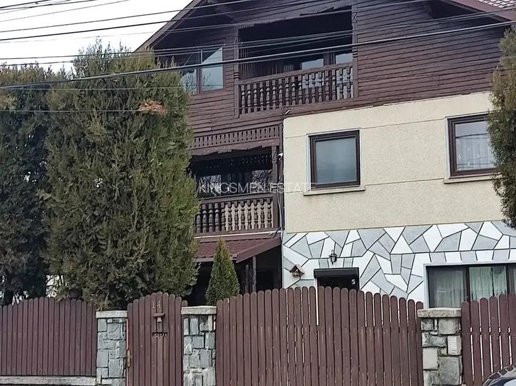 Resedinta cu 8 camere in Orasul Breaza - 19