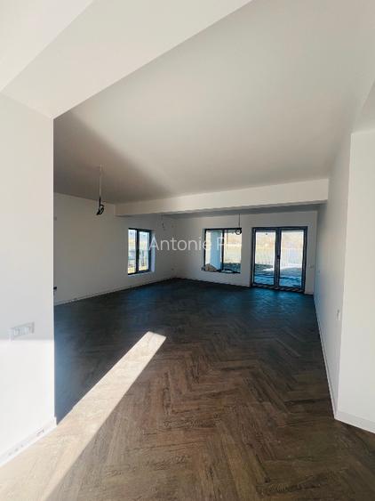 Casa finalizata de 142 mp  - 2