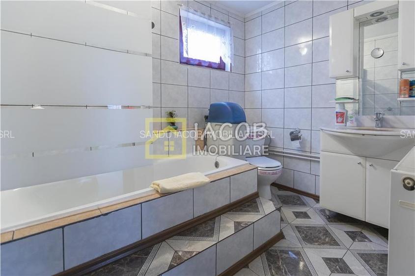 Casa P+M, comuna Margineni, Bacau - 24