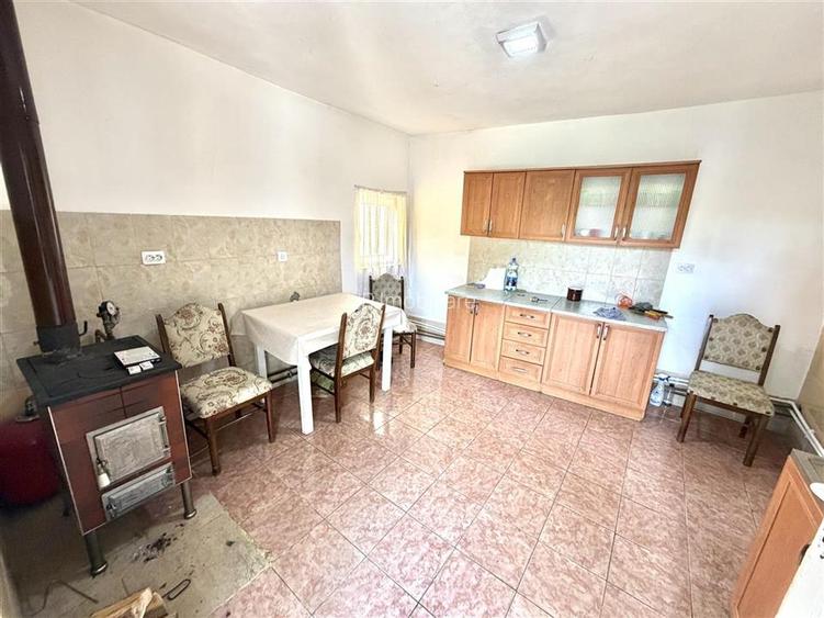CASA DE VANZRE | 4 CAMERE | 978 MP TEREN | ROSIA | BIHOR | - 9