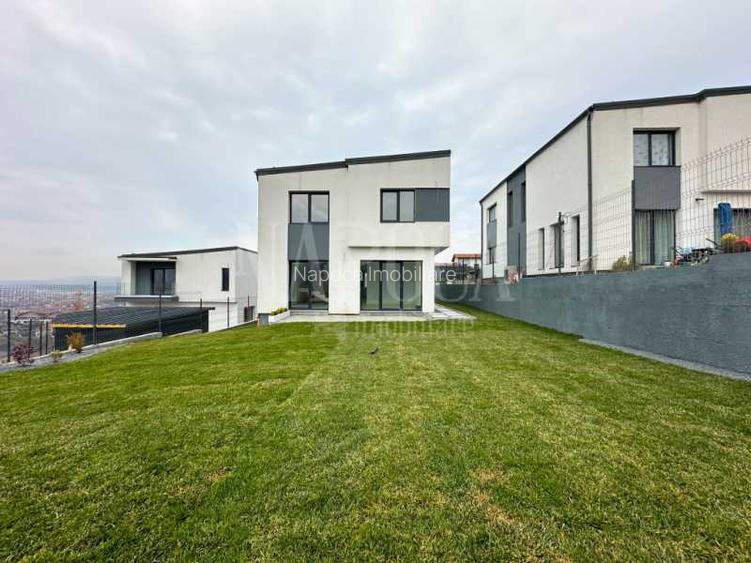 Casa 4 camere de vanzare in Floresti - 2