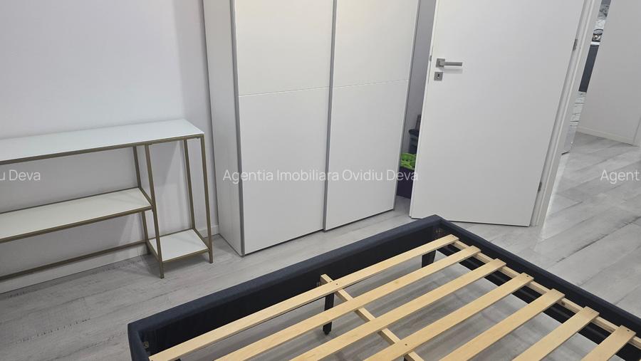Vand apartament de 3 camere decomandat, in Deva, Imp.Traian, etaj 1, - 10