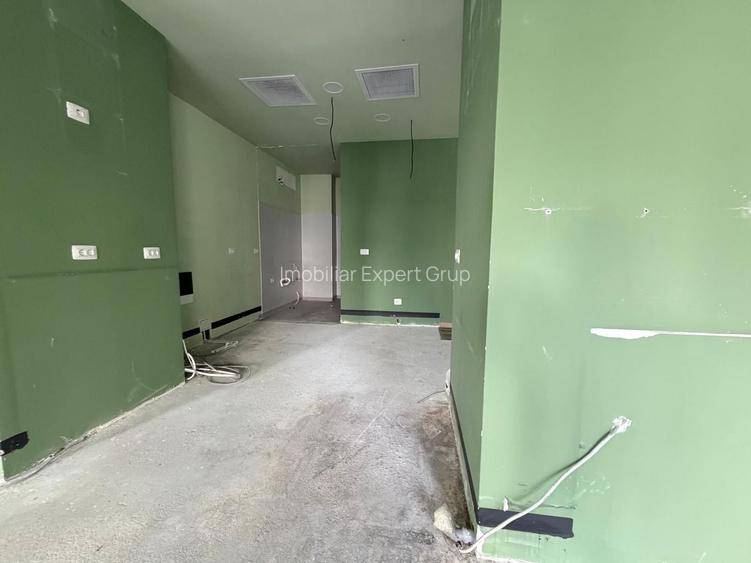 Zona Piata Romana - Calea Dorobantilor 105 mp vitrina 9 m - 5