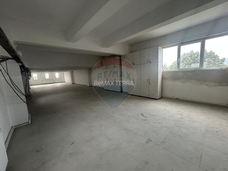 Spațiu de birouri / industrial de vânzare - 11