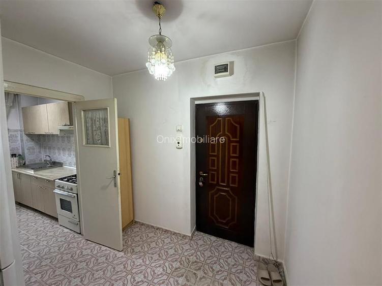 Apartament 2 camere de vanzare Ploiesti Zona Nord Complex Mestesugaresc etaj 3 b - 3