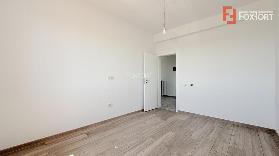 Duplex cu 5 camere de 128 mp utili si teren de 370 mp, zona Giarmata Vii - 9