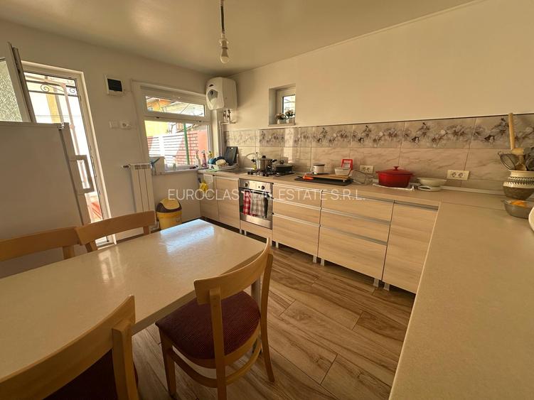 Casa 5 camere - zona Centrala -  330.000 euro(Cod E8+E10) - 12