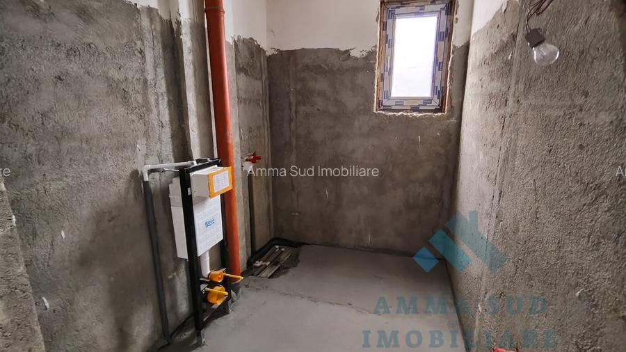 Vila - Spatiu Comercial - P + 1E + M - 360 mp - Orasti / Comuna Frumusani - 13