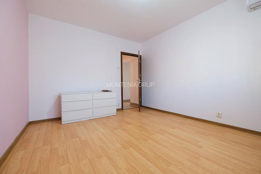 BANEASA - Bld. Aerogarii (stradal) apartament 3 camere decomandate, PARTER - 4