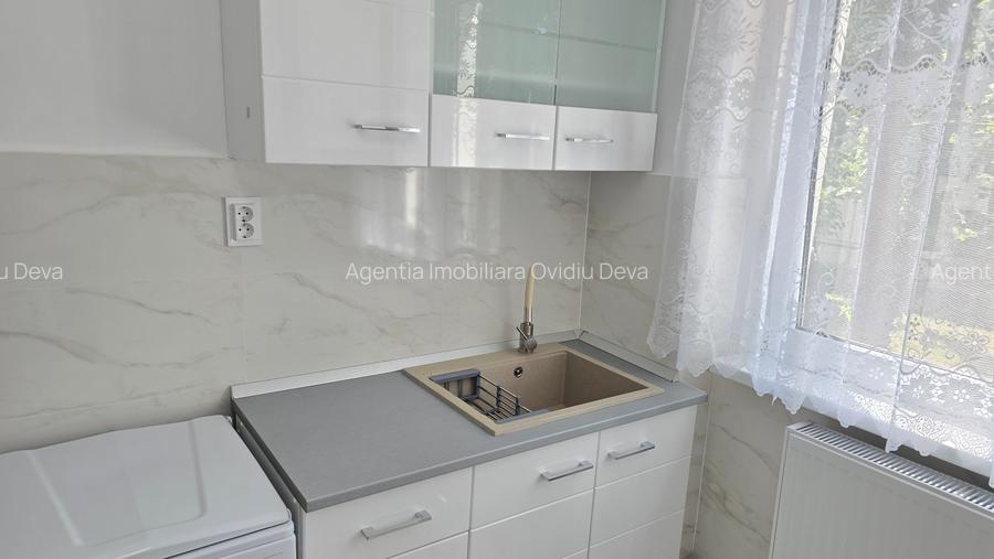 Inchiriez apartament 2 camere in Deva,  Bld. 1 Decembrie (JOLI CAFE) - 5