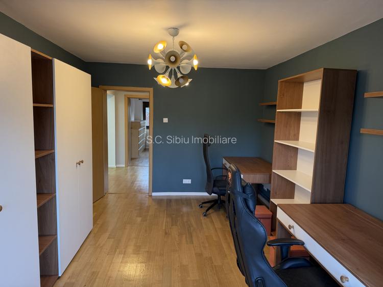 apartament modern 3 camere  central str. noica politie et 1 - 10
