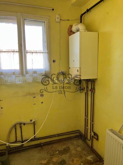 De vanzare Apartament cu 4 camere in casa/vila in Brasov-Blumana - 4