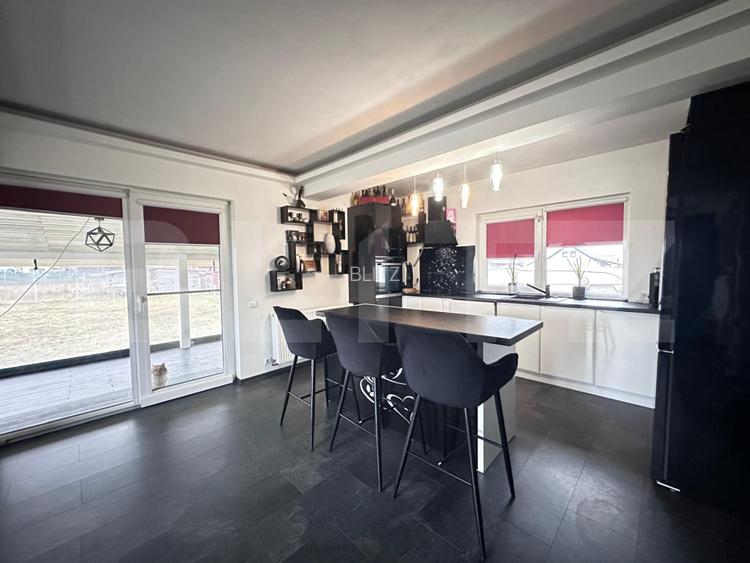 Casa spatioasa pentru 2 familii, cu gradina - Bod - 13