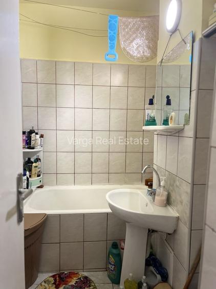 ✨ Garsonieră 33 mp – Zona Piață | Parter înalt | 26.000 € ✨ - 2