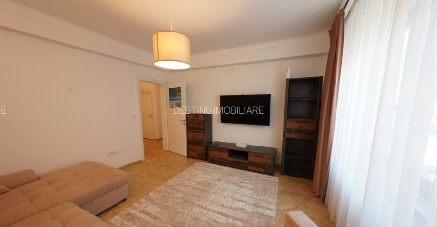Apartament Cu 2 Camere, Centrul Orasului – La Doar Cateva Click-uri! - 3