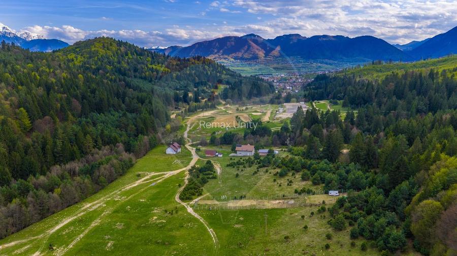 Teren intravilan de 1 ha cu vedere la munte – Zărnești, Brebina - 2
